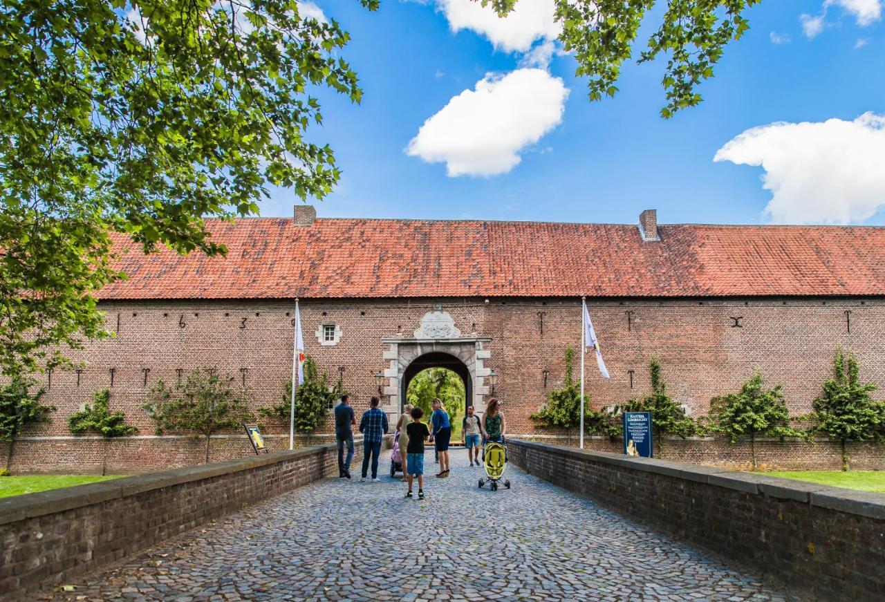 Landgoed Kasteel Limbricht住宿加早餐旅馆 外观 照片